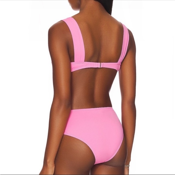 🩷NWT WEWOREWHAT Claudia Riviera High Rise Bikini 2pc Set Bubblegum Pink/ Barbie - Picture 8 of 9